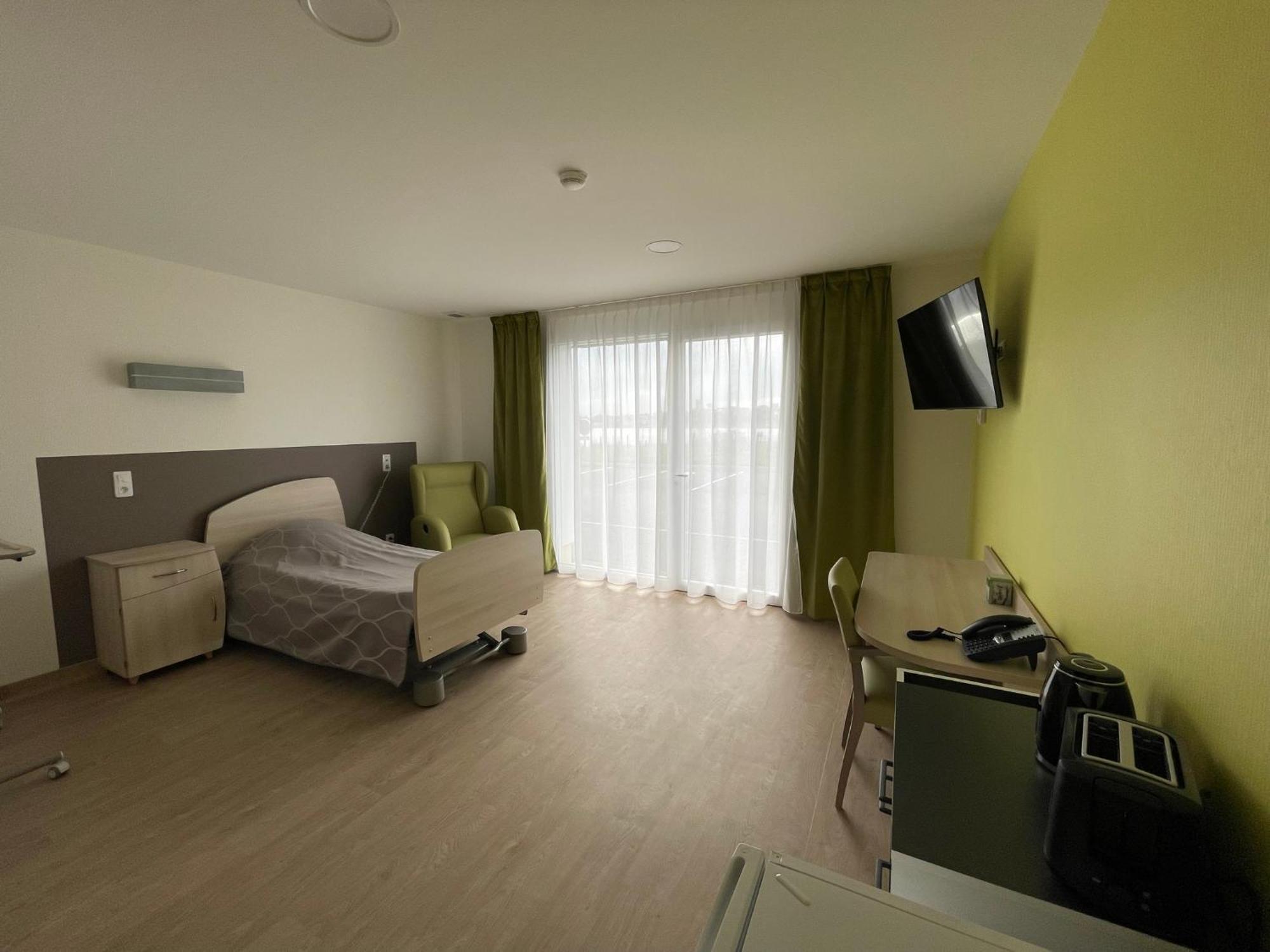 Relais Les Rives Du Lac Coulonges-sur-Sarthe ภายนอก รูปภาพ